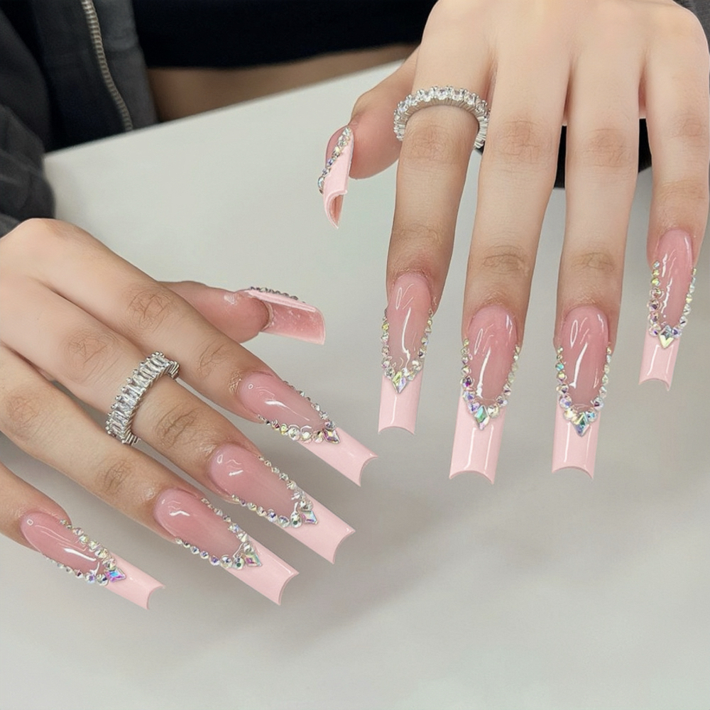 LIGHT PINK DIAMONDS